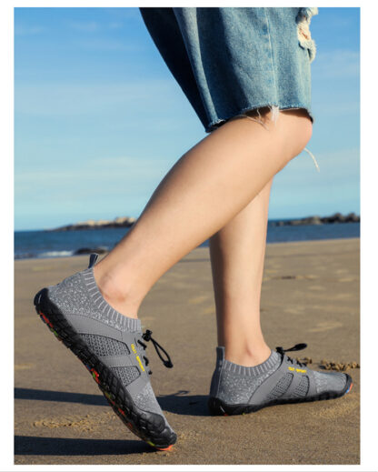 Summer New FiveFingers Men And Women Couple Upstream Shoes Outdoor Wading Beach Swimming Shoes - Image 2